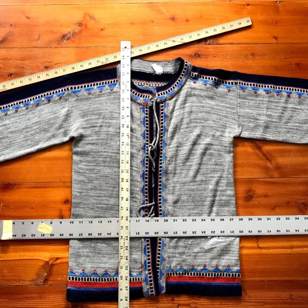 Vintage 70's Tie Front Cardigan - Picture 4 of 4